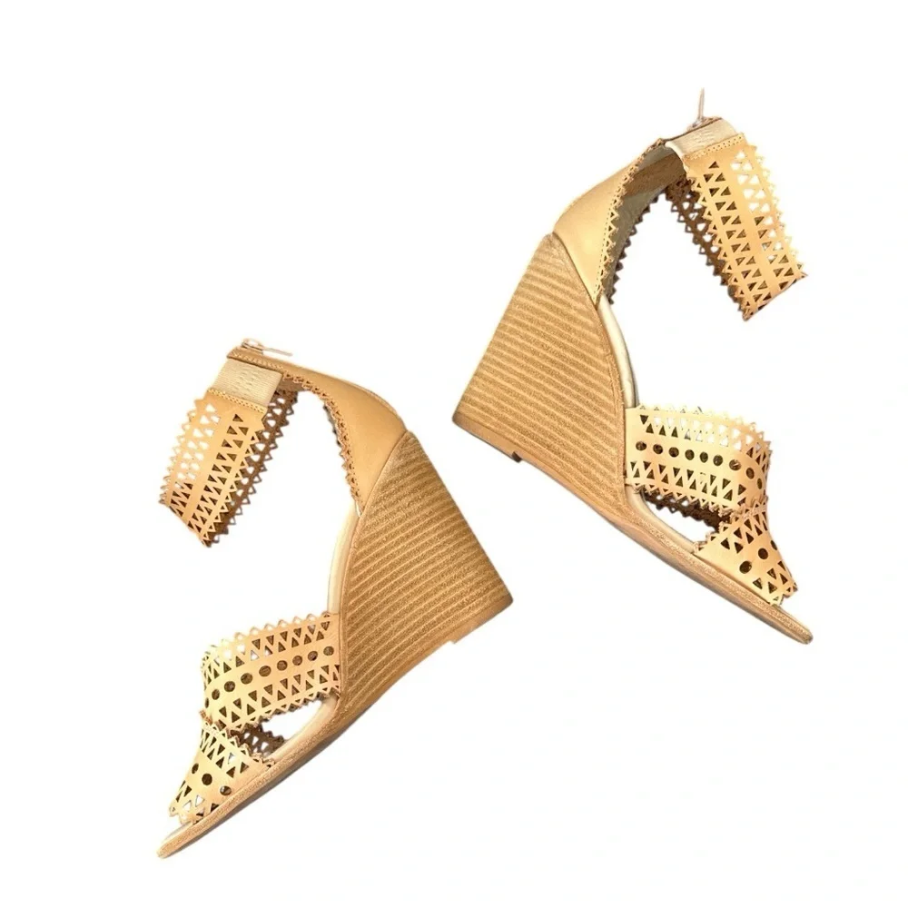 Jeffery Campbell Besante Wedge Sandal Size 8.5